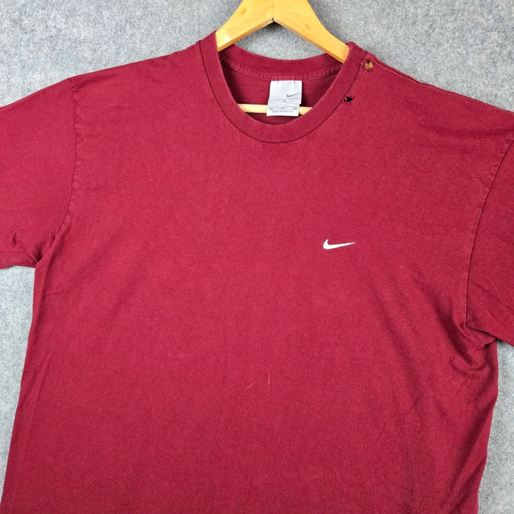 Vintage Nike T-Shirt Mens XL Maroon Swoosh Logo Short Sleeve Distressed Y2K